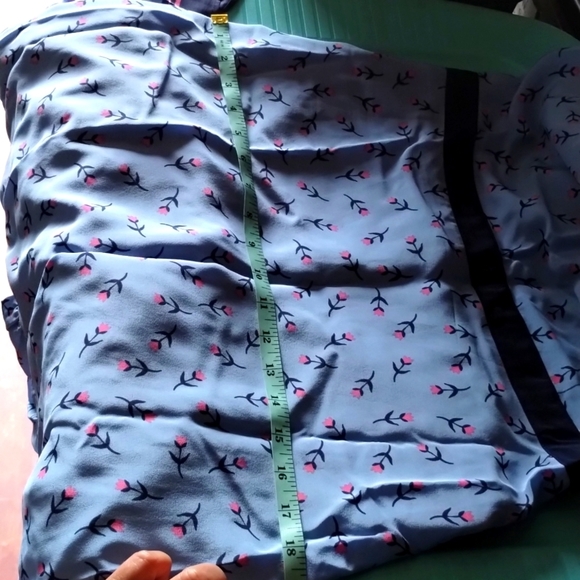 Draper James Collection Border Print Floral Tulip Dress Size 8 Blue/Pink Silk - Picture 11 of 12